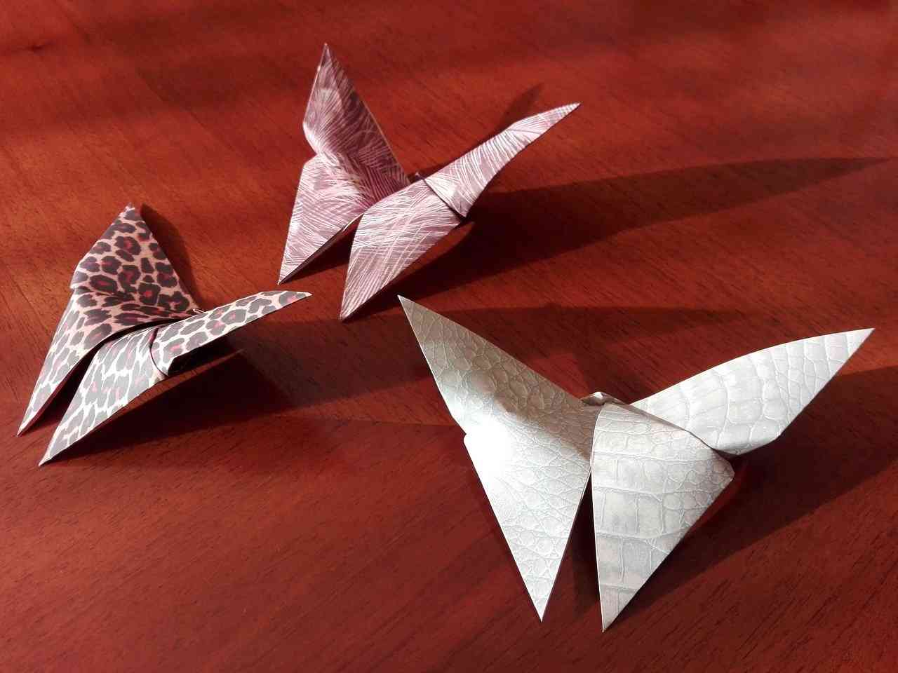 Фигурки бабочек оригами