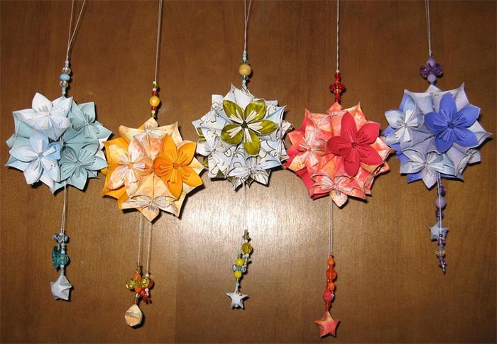 На картинке изображено - Искусство оригами: фигурки из бумаги своими руками, рис. Кусудама шары