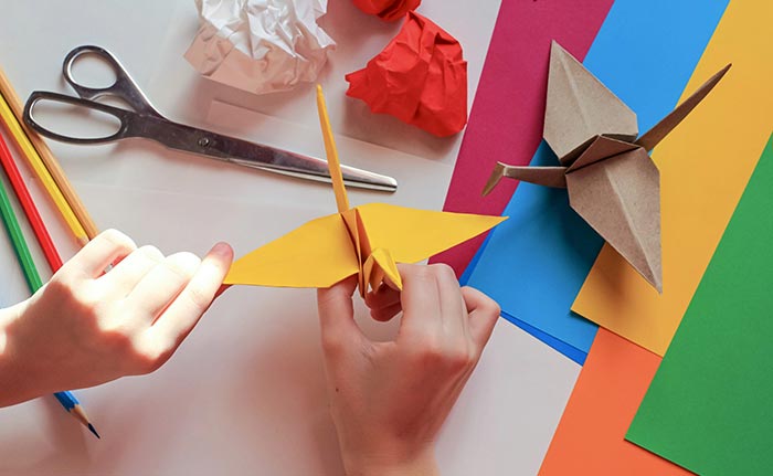 На картинке изображено - Искусство оригами: фигурки из бумаги своими руками, рис. Бумага для оригами