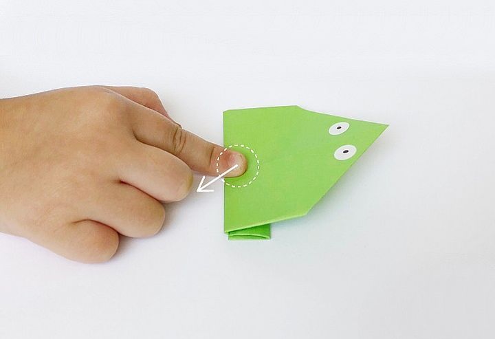 Пошаговая инструкция по сборке простой лягушки оригами