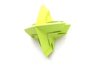 поделка-оригами-из-папир-схемы-и-пошаговая-инструкция-для-начинающих-мастеров-136-300x225.webp