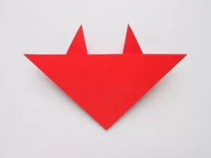 поделка-оригами-из-папира-схемы-и-пошаговая-инструкция-для-начинающих-мастеров-30-300x225.webp