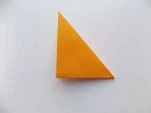 поделка-оригами-из-папы-схемы-и-пошаговая-инструкция-для-начинающих-мастеров-39-300x225.webp