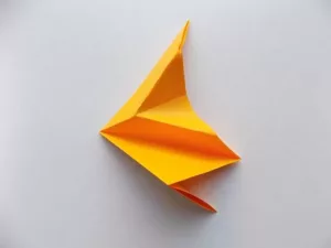 поделка-оригами-из-папир-схемы-и-пошаговая-инструкция-для-начинающих-мастеров-41-300x225.webp