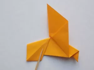 поделка-оригами-из-папира-схемы-и-пошаговая-инструкция-для-начинающих-мастеров-50-300x225.webp