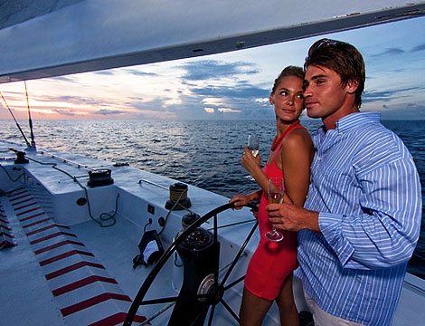 Романтическая прогулка на яхте
